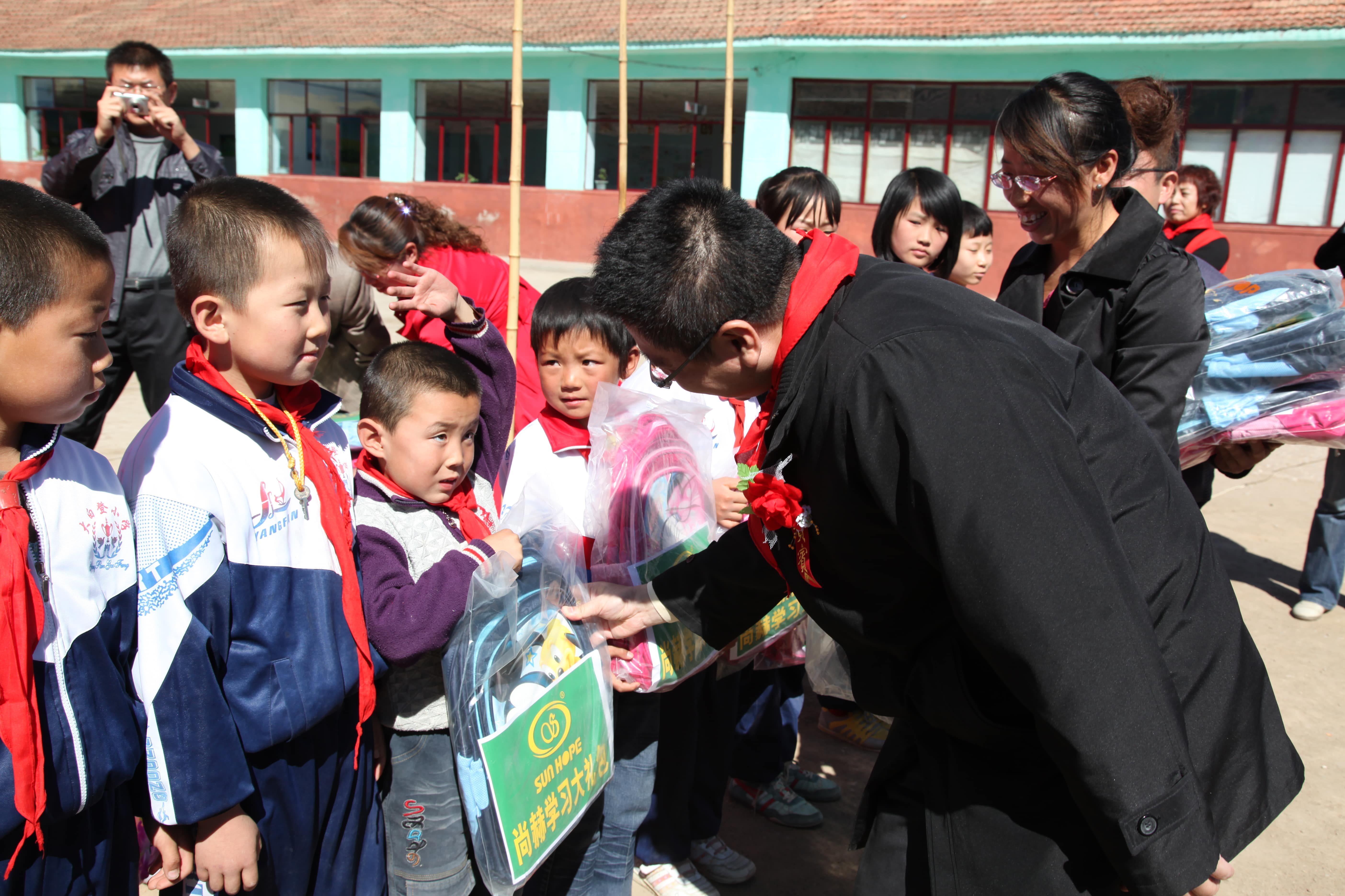 第11所 大同市大白登球友会-球友会(中国)一站式服务平台
渠腊梅小学