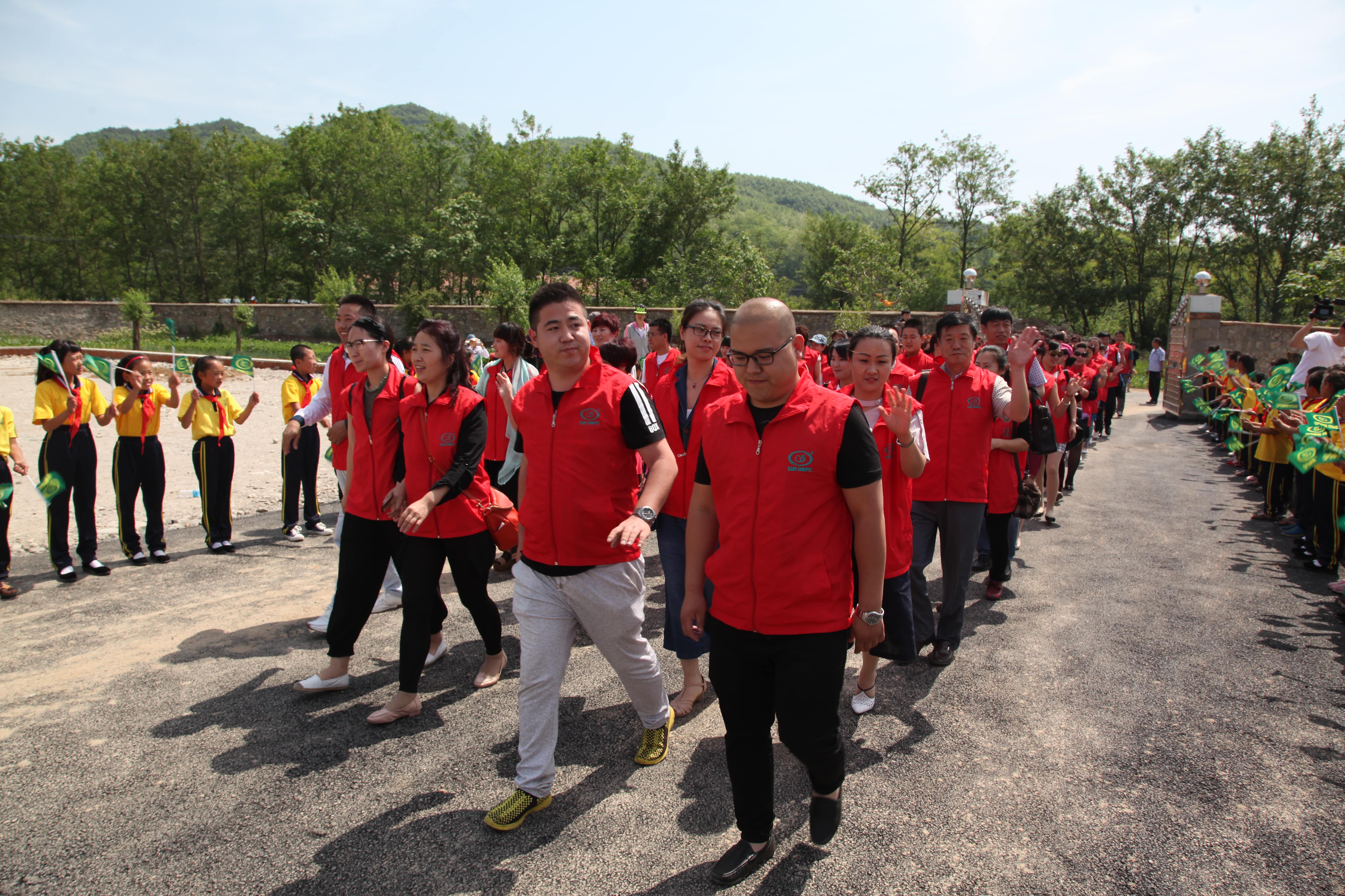 第51所 岫岩县前营镇童家店球友会-球友会(中国)一站式服务平台
董波小学
